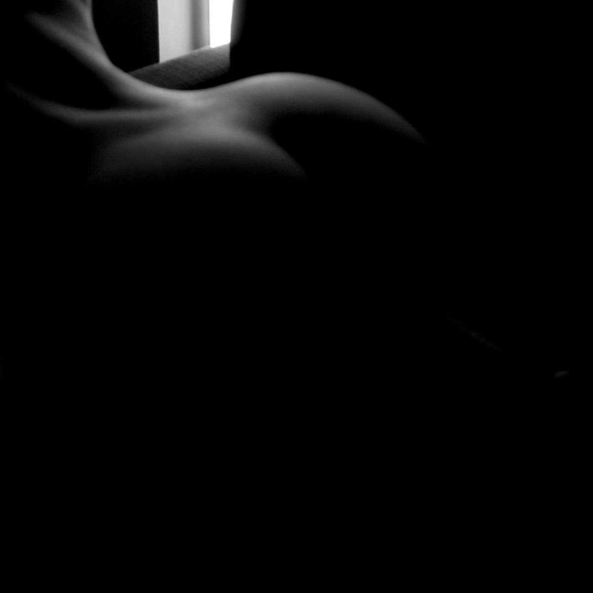 Light along a reclining figure — OCEAN 04