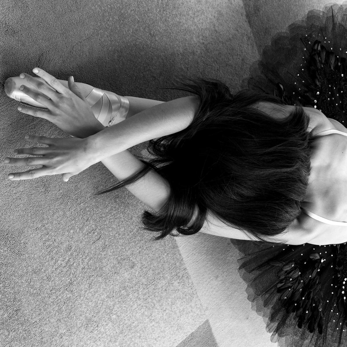 THE WEIGHT — photograph 14